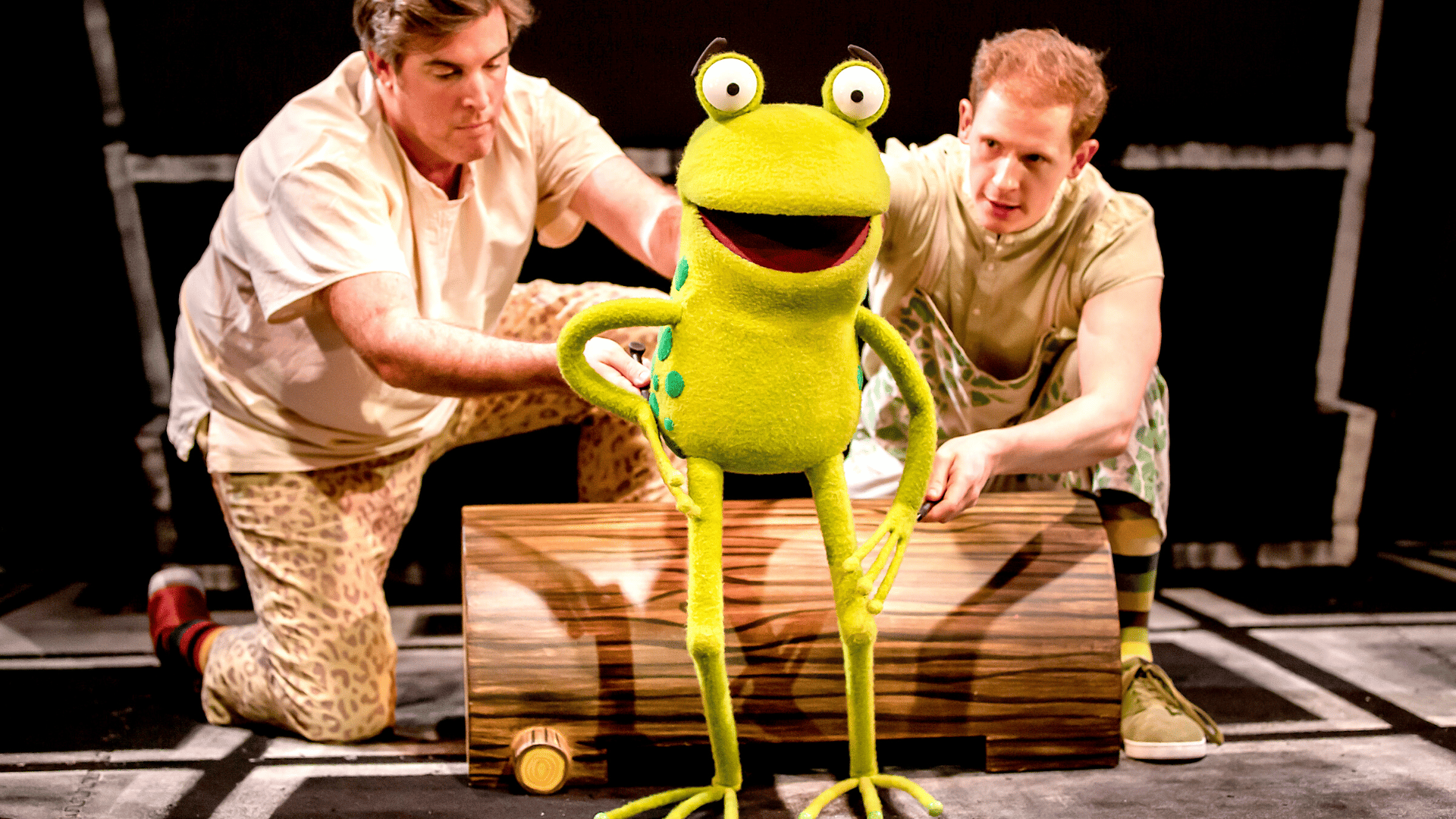 Simon Yadoo, John Winchester as Frog in Oi Frog & Friends!